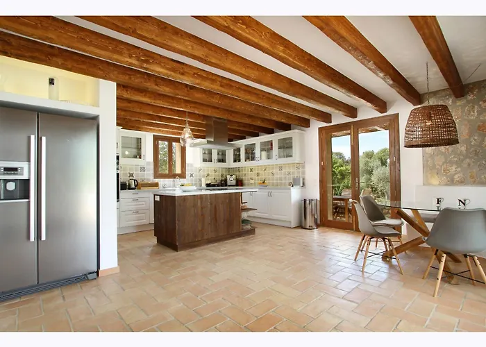 Villa Olivo De La Roca *