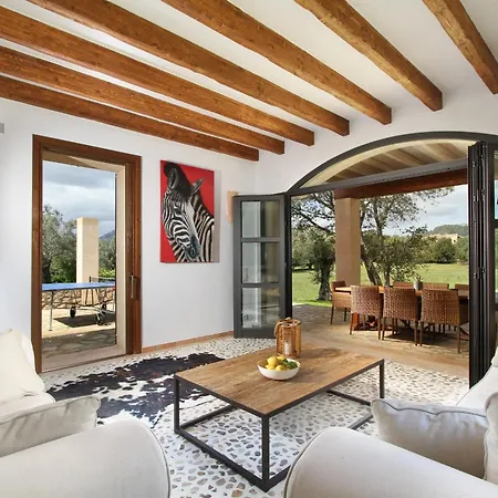 Olivo De La Roca Villa *