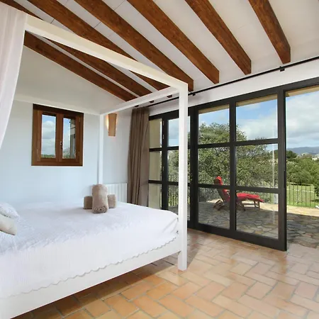 Olivo De La Roca Villa *